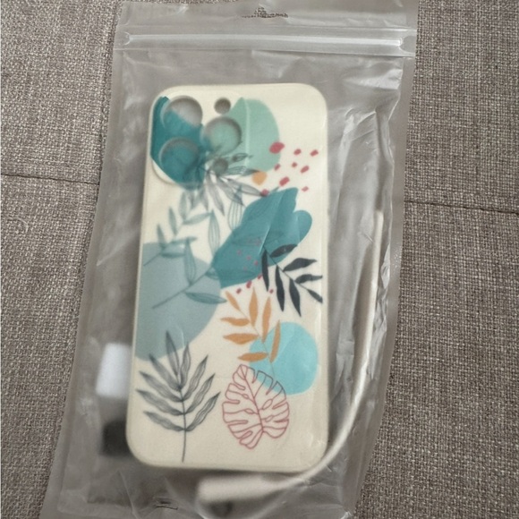 [Free add on item] Tropical Leaf Plant Print iPhone15 Pro Cover - Picture 4 of 5